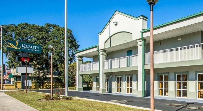 Quality Inn & Suites Near Panama City Beach Exterior foto